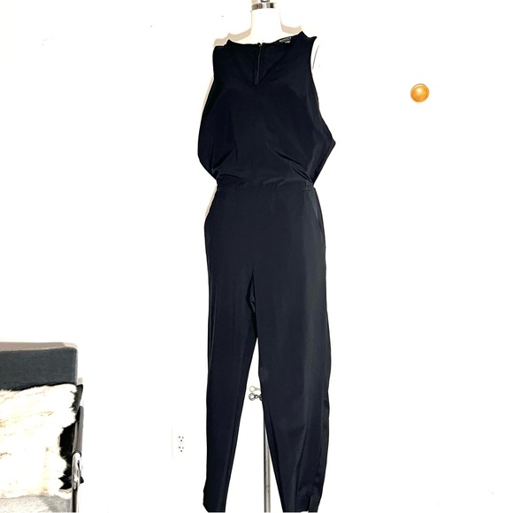 NWOT Athleta jumpsuit one piece zippered sz 12 - Picture 4 of 16